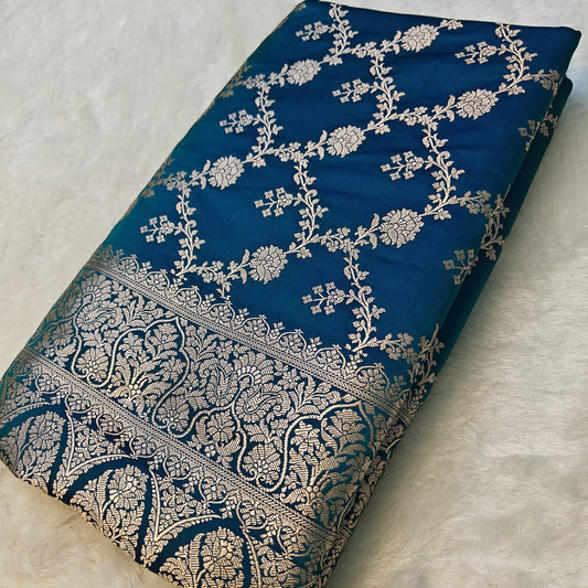 Mashru Silk Saree with Traditional Elegance